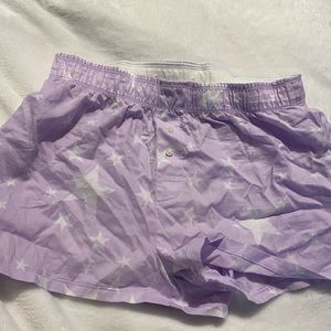 XS woman’s pink shorts